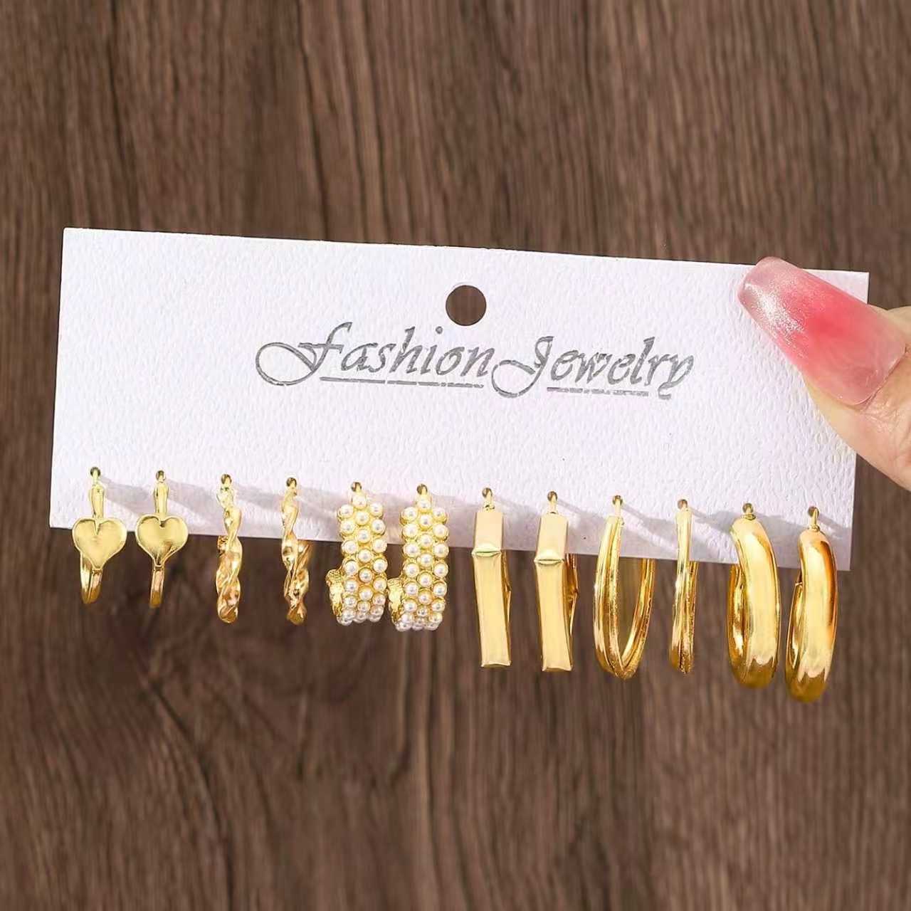 Méga-Set de Boucles d'Oreilles Élégantes – 24 Paires Tendance