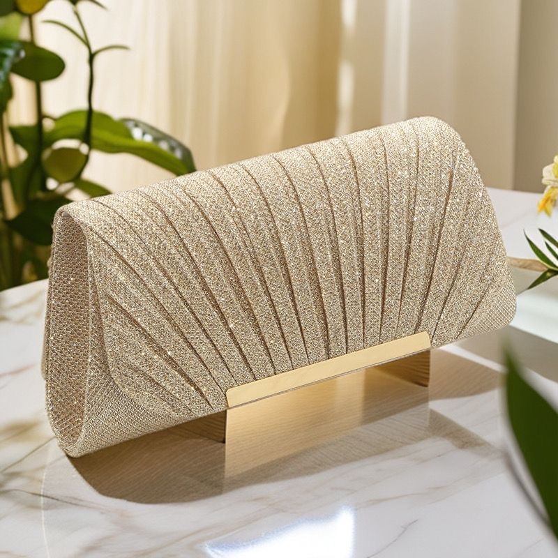 Pochette de Soirée Scintillante "Aura Lumineuse" – Sac à Main Plissé de Cérémonie avec Chaîne Amovible