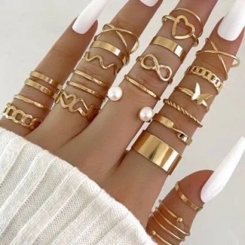 Set de 22 Bagues Dorées Style Bohème & Minimaliste – Anneaux Phalanges, Ajustables & Fantaisie pour Femme (Cœurs, Infini, Perles & Papillon)