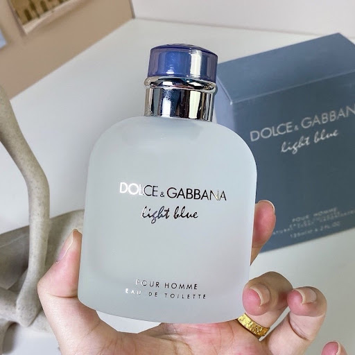 Eau de Toilette Homme Light Blue Pour Homme - Notes Marines & Boisées Fraîches (125 ml)